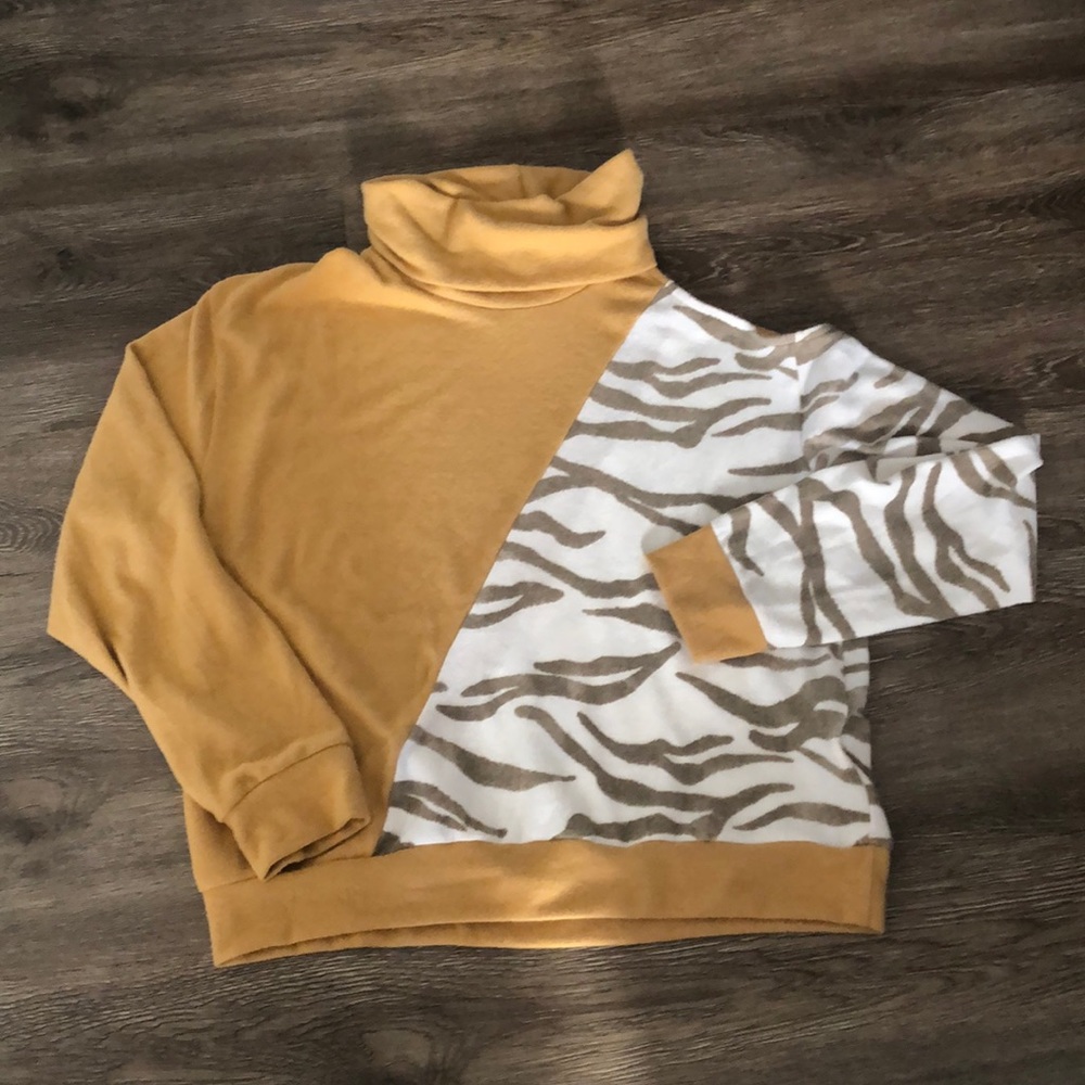 ADORABLE SUPER SOFT MUSTARD AND ZEBRA PRINT COLD SHOULDER TURTLENECK SWEATER